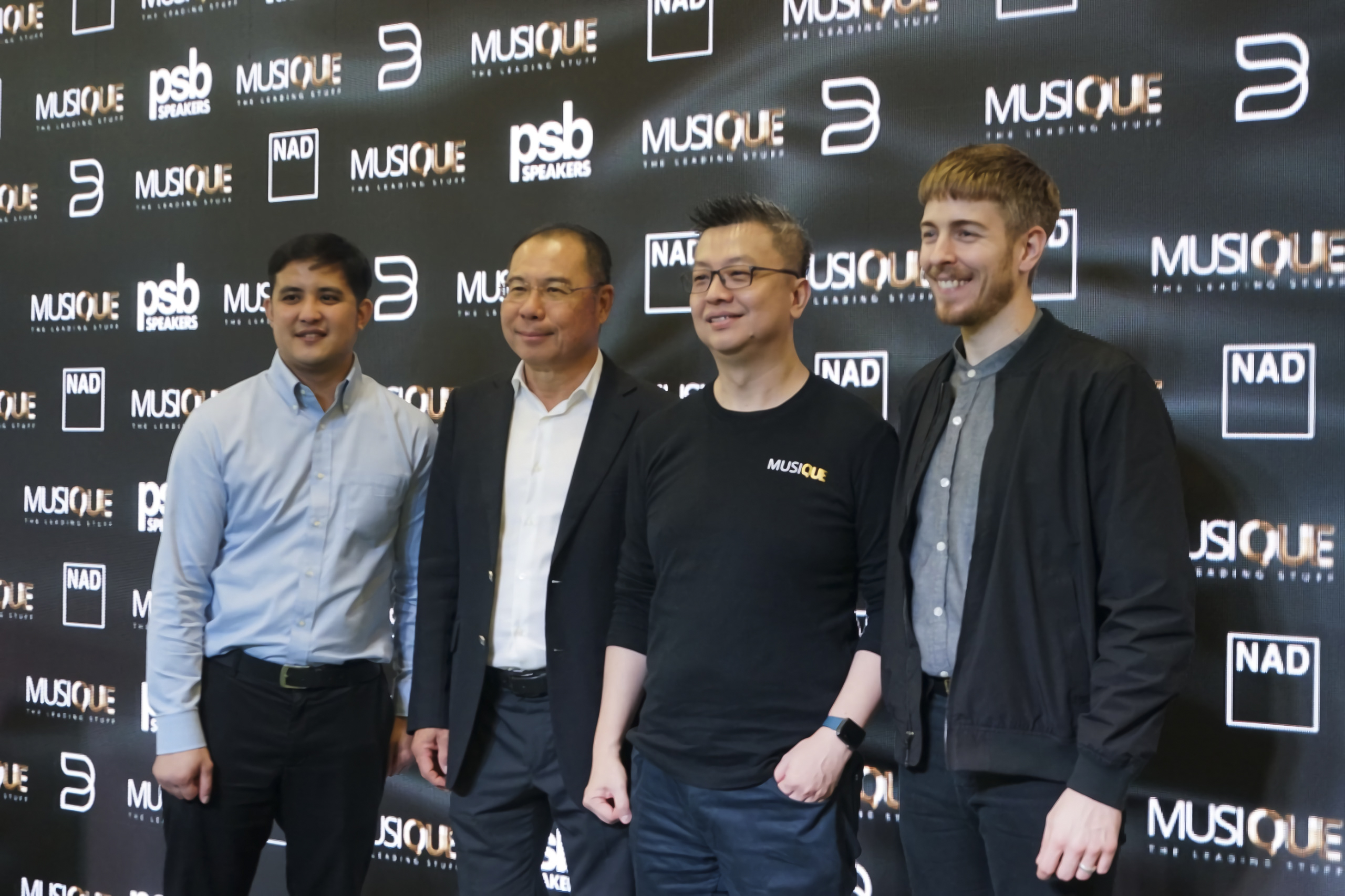 Tak Hanya Ponsel Premium, Speaker Premium Kini Menjamur