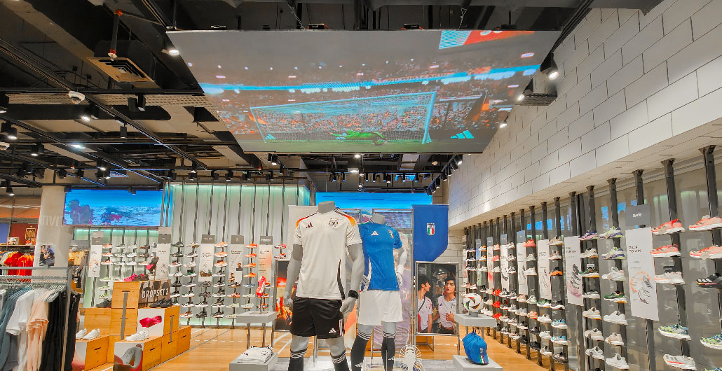 Adidas Store Pondok Indah Mall 3